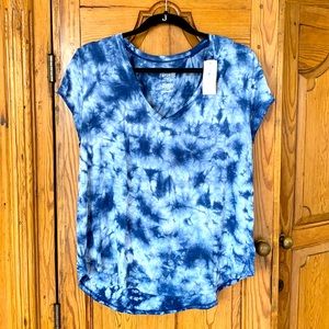 American Eagle tie dye favorite Tshirt, new with tags